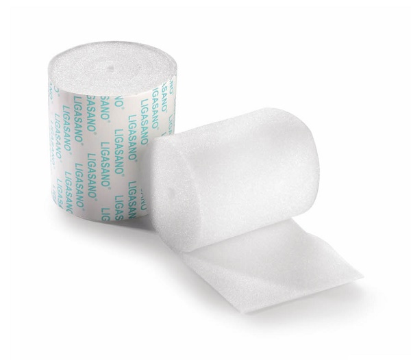 MEDICAZIONE LIGASANO ASSORBENTE IN POLIURETANO NON STERILE STRUTTURA A NIDO D'APE 300X10CM ALTEZZA 3MM 6 PEZZI - Farmacianumberone.it