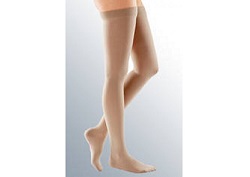 AUTOREGGENTE CORTA MEDIVEN PLUS K1 BEIGE 6 ARTICOLO 106 - Farmacianumberone.it