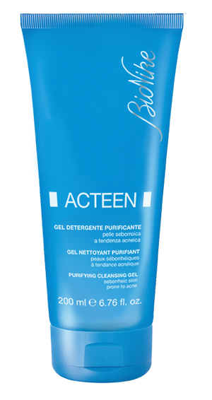 AKNET GEL DETERGENTE PURIFICANTE 200 ML - Farmacianumberone.it
