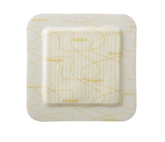 MEDICAZIONE BIATAIN IN SCHIUMA DI POLIURETANO CON BORDO ADESIVO IN SILICONE 10X10 CM 10 PEZZI - Farmacianumberone.it