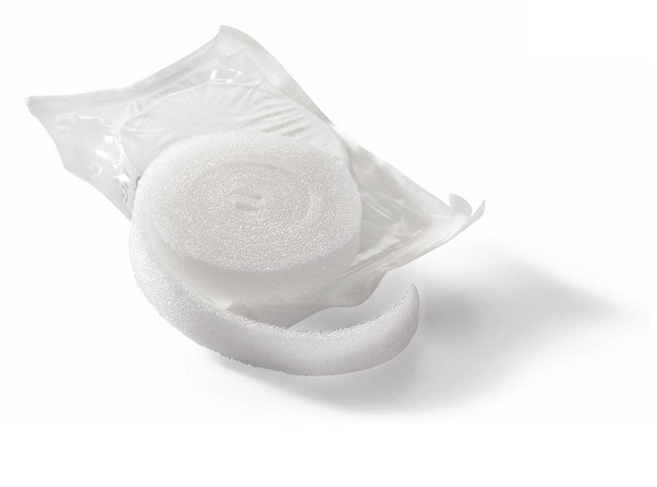MEDICAZIONE ASSORBENTE IN POLIURETANO ESPANSO LIGASANO STRUTTURA A NIDO D'APE STERILE 300X2,5X0,4CM 1 PEZZO - Farmacianumberone.it