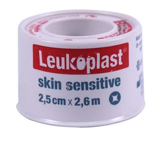 LEUKOPLAST SKIN SENSITIVE CEROTTO SU ROCCHETTO CON MASSA ADESIVA IN SILICONE M2,6 X 2,5CM 12 PEZZI - Farmacianumberone.it