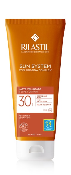 RILASTIL SUN SYSTEM PHOTO PROTECTION TERAPY LATTE VELLUTANTE SPF 30 200 ML - Farmacianumberone.it